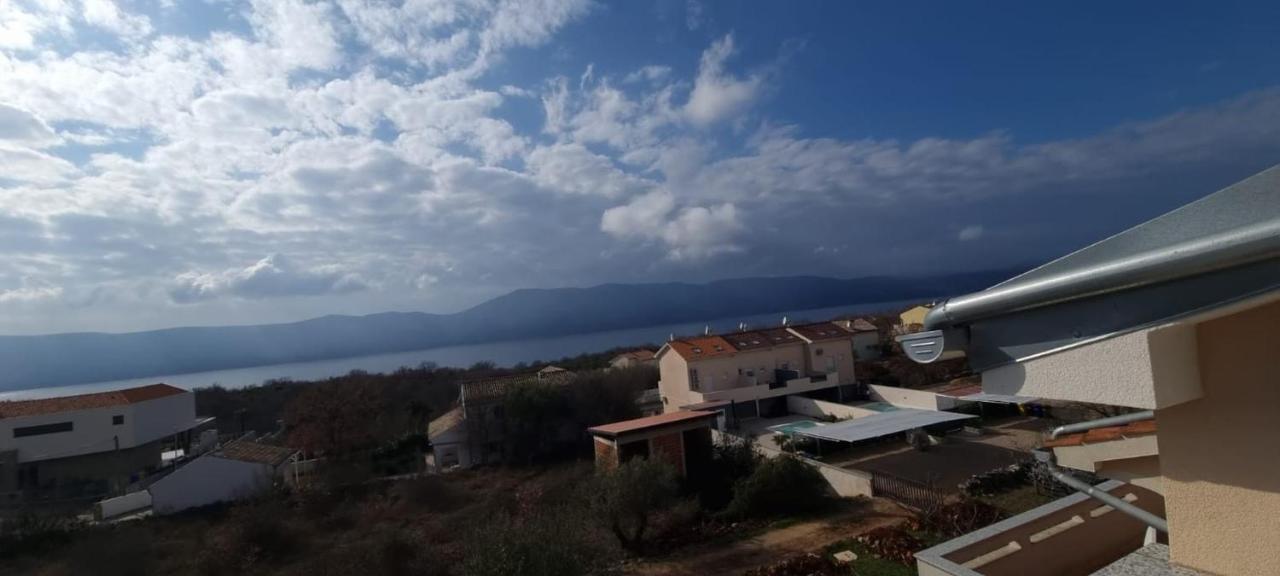 Apartmani Lanterna Krk Town Luaran gambar