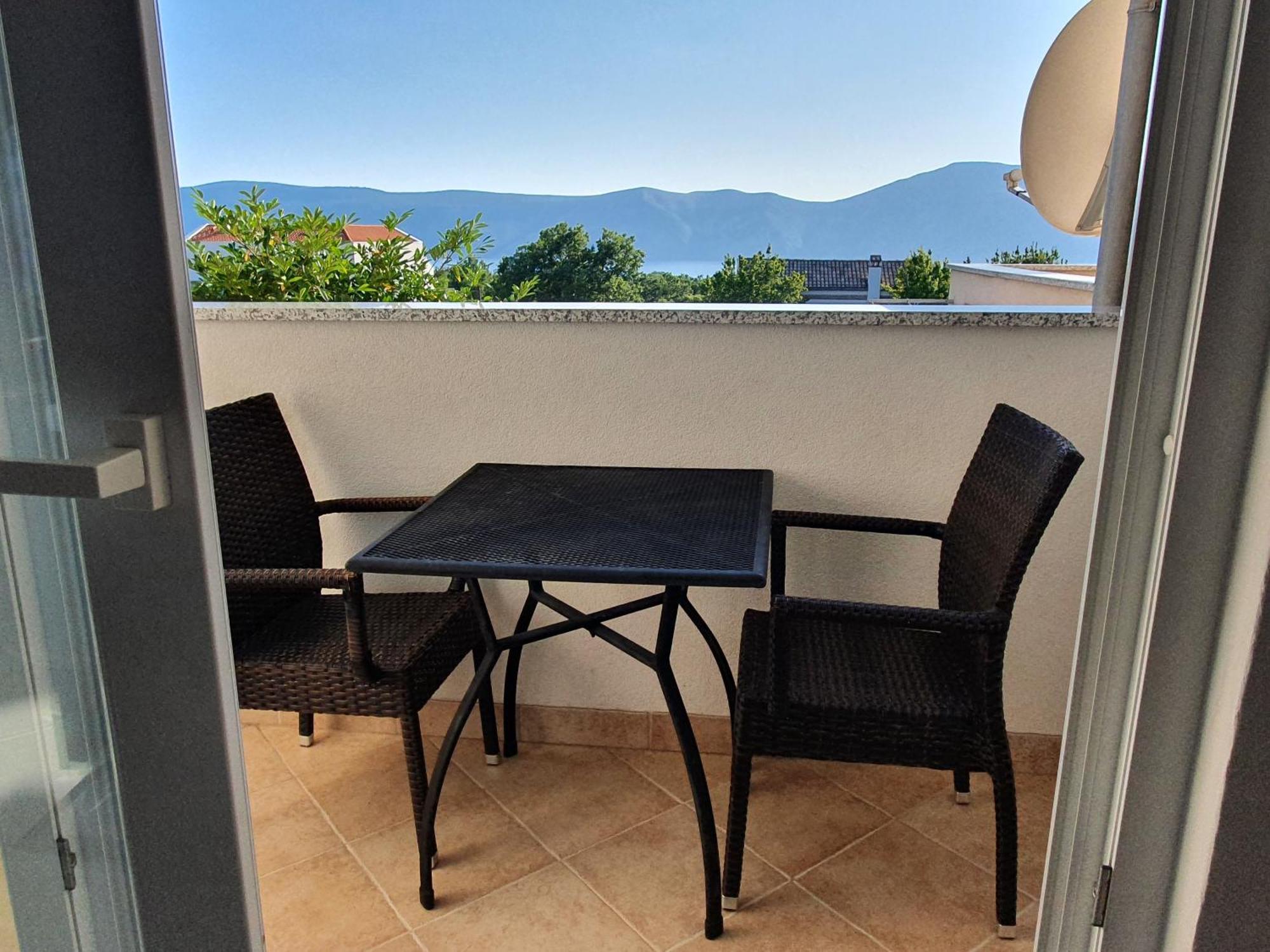 Apartmani Lanterna Krk Town Luaran gambar